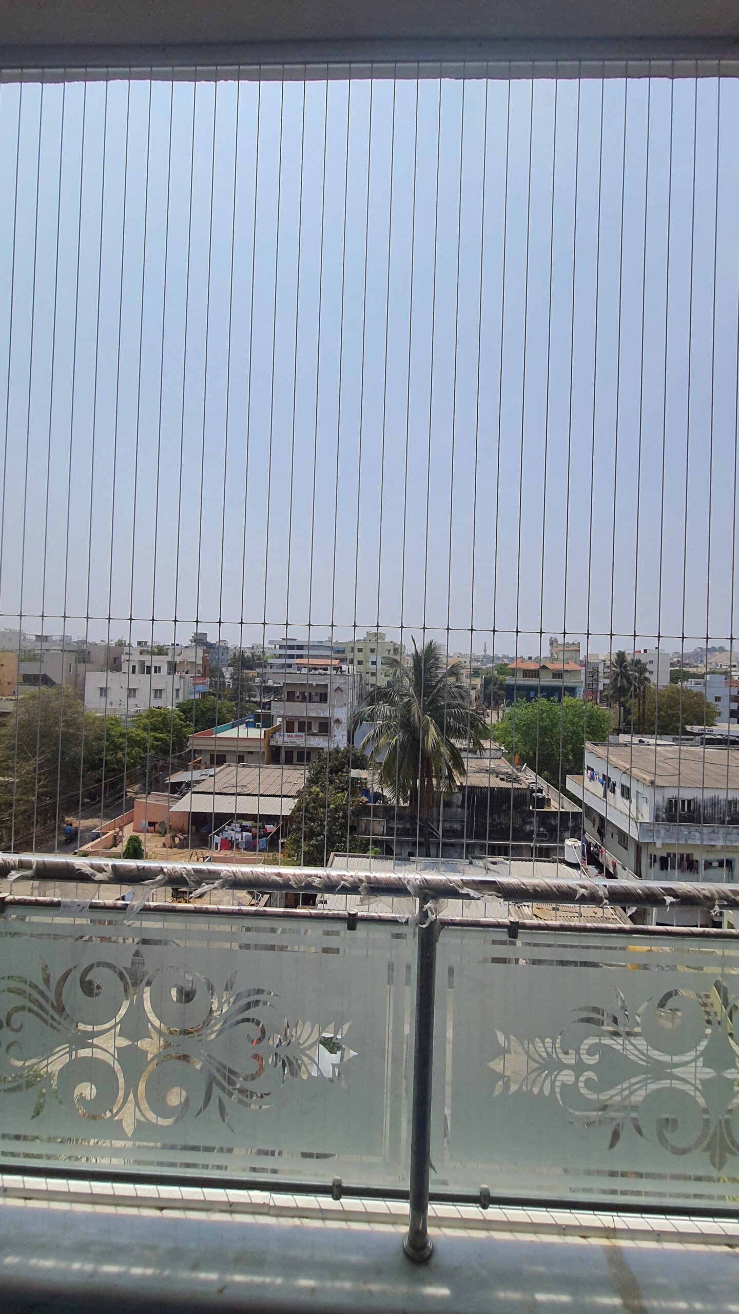 High rise invisible grills